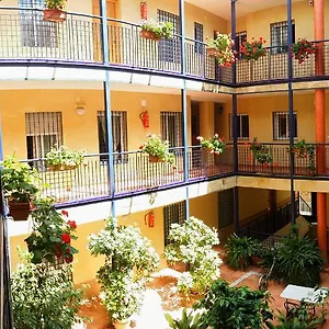 Apartment Apartamentos Sevilla, Seville