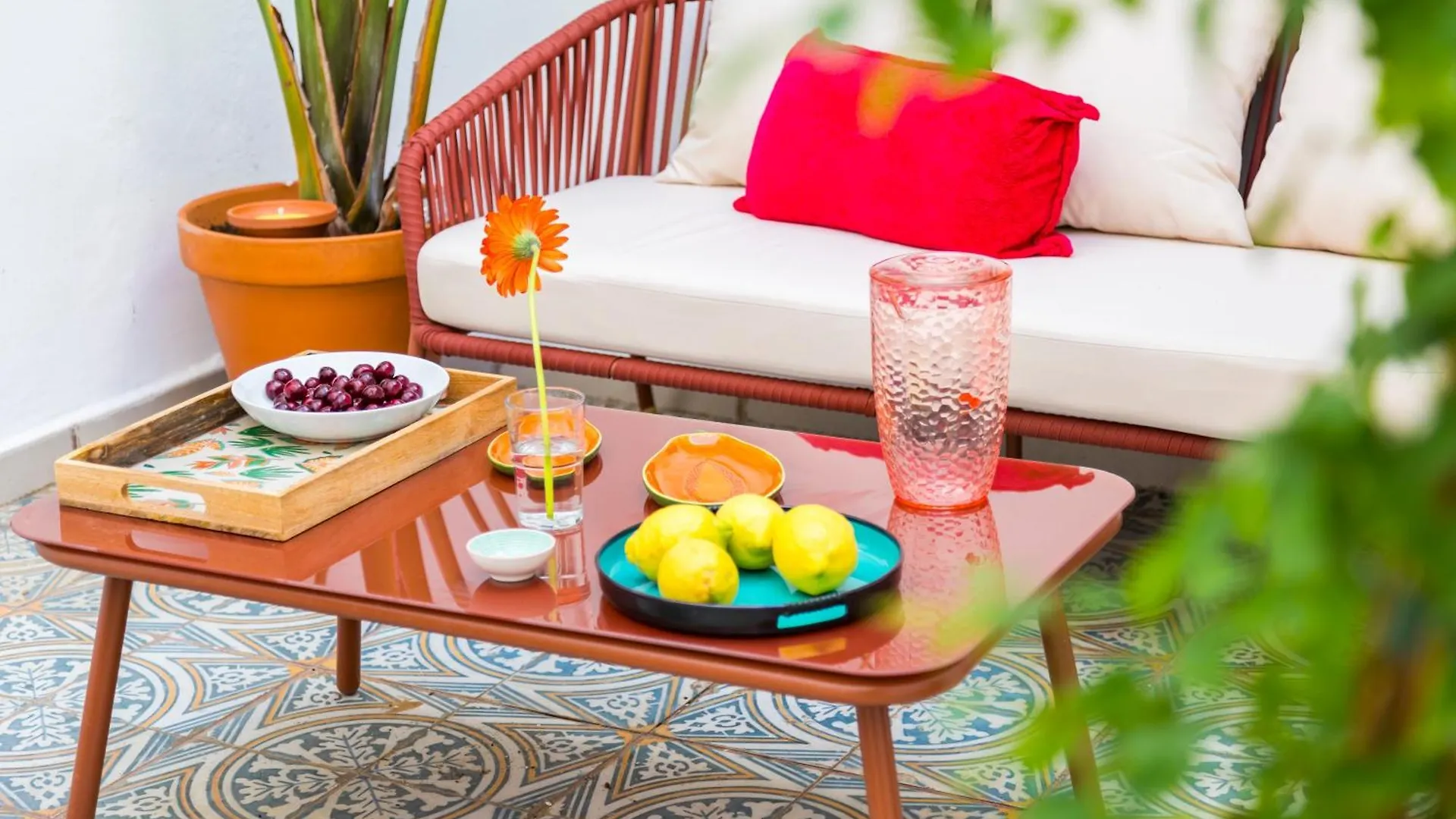 New Charming Duplex With Private Patio Apartment Seville