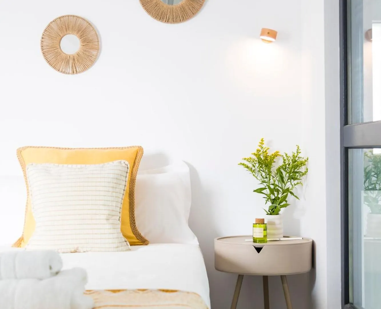 New Charming Duplex With Private Patio Apartment Seville